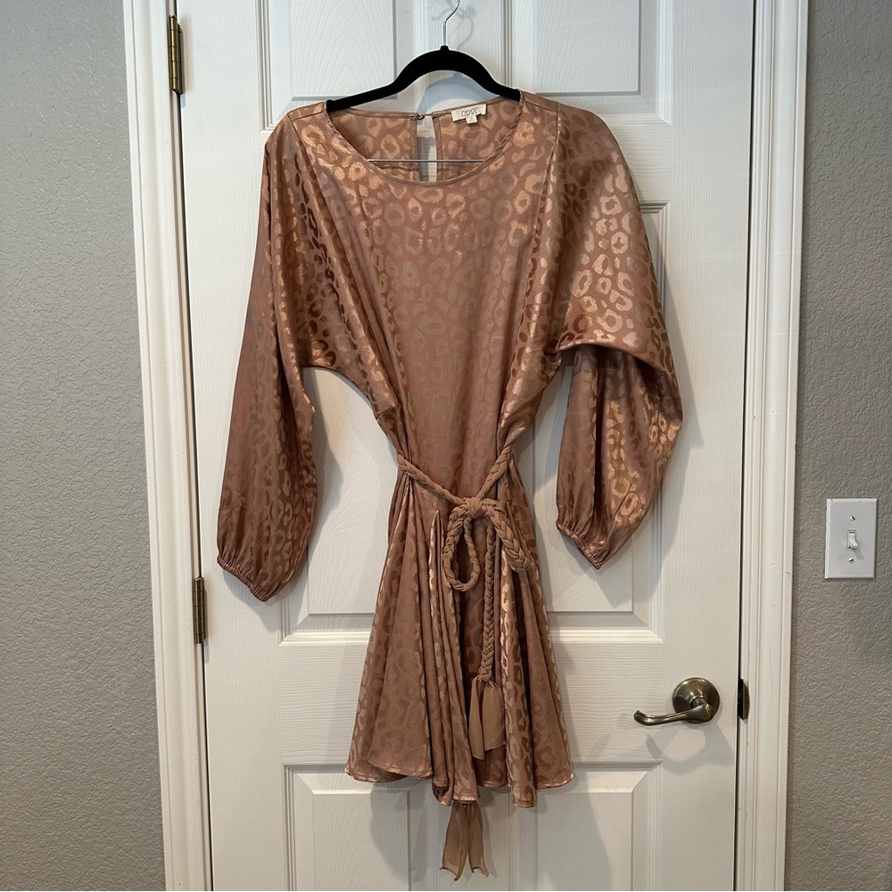 Gold Metallic Leopard Print Party Dress, Long Sleeve Cheetah Print Dress
